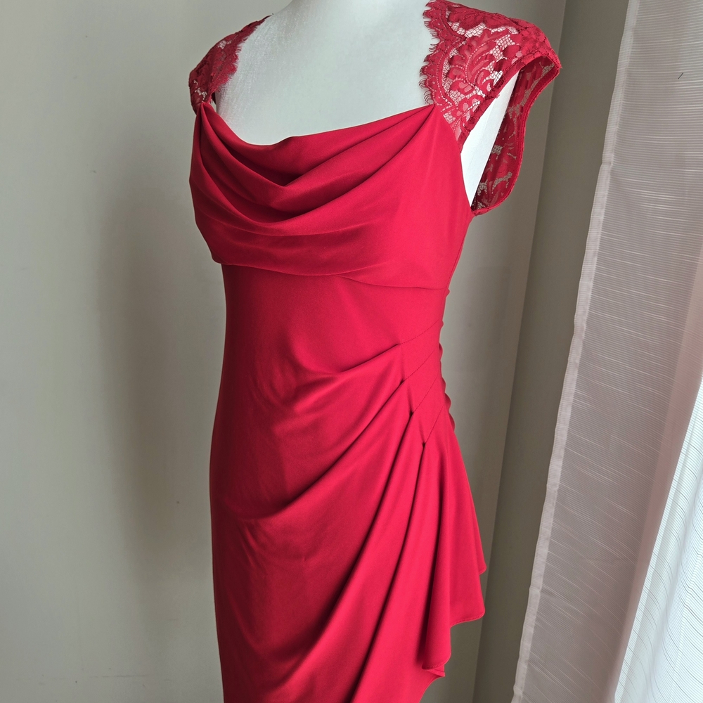 Cashè Elegant Red Lace-Trimmed Dress, Size 6